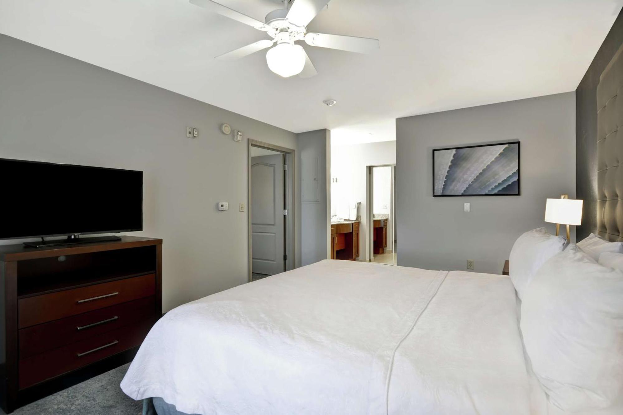Homewood Suites By Hilton Palm Desert Exterior photo